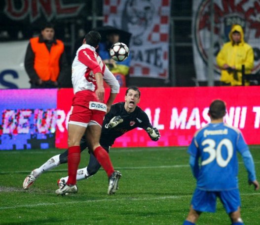 Urziceni - Dinamo 4-4. Început de partidă cu patru goluri şi egal obţinut in extremis de Unirea (VIDEO)