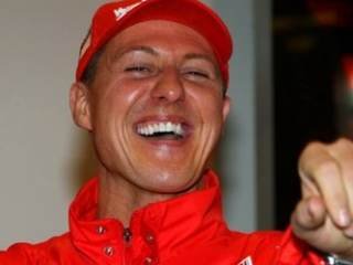 Michael Schumacher, după ce a fost acroşat la Melbourne: Păcat că am fost lovit, dar aşa e în curse