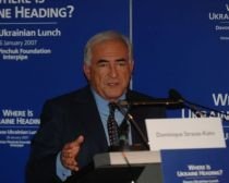 Strauss-Kahn: Grecia nu a cerut ajutorul FMI şi nu există semne că ar avea nevoie de sprijin

