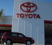 Toyota în creştere cu 13 procente în februarie
