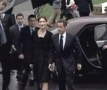 Sarkozy, la prima vizită în SUA după alegerea lui Obama, a mâncat la un fast-food (VIDEO)