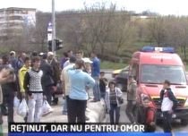 Tânărul care a bătut un bătrân pe trecerea de pietoni în Craiova, arestat preventiv 29 de zile