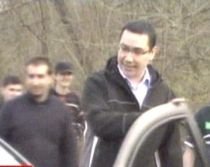 Victor Ponta, la antrenamente pentru Raliul Braşovului (VIDEO)