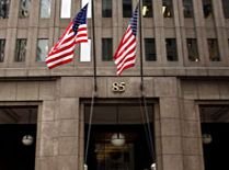 Banca Goldman Sachs, acuzată că şi-a înşelat clienţii