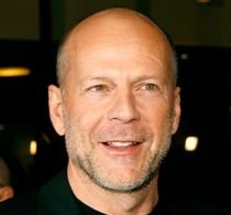 Bruce Willis îşi lansează propriul parfum