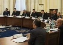 Întâlnire Băsescu-Guvern: "Datoriile statului către agenţii economici trebuie să fie plătite" 

