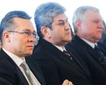 "Umbrele" lui Oprea şi Diaconescu în Kiseleff 10. Independenţii din UNPR au devenit vecini cu PSD