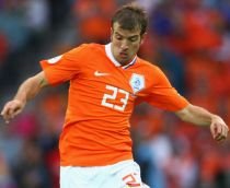 Olandezul Van der Vaart poate pierde Cupa Mondială din cauza unei rupturi musculare