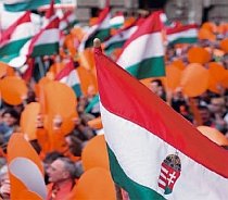Partidul Fidesz domină alegerile din Ungaria şi obţine două treimi din Parlament
