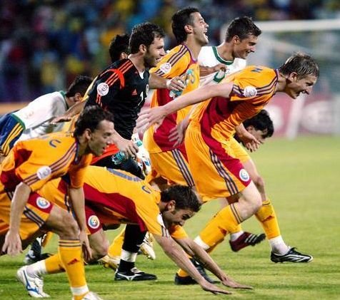 România continuă să urce în clasamentul FIFA, până pe 28. Brazilia detronează Spania