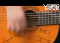 Mii de chitarişti polonezi au încercat să bată un record cântând la unison (VIDEO)