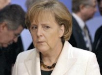 Incident la un discurs susţinut de Angela Merkel: Femeie reţinută după ce a apărut cu un pistol de jucărie