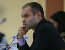 Replici acide între Funeriu şi Cătălin Croitoru, fostul rival la scaunul de ministru al Educaţiei
