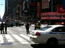 Piaţa Times Square din New York, evacuată din nou după descoperirea unui colet suspect - VIDEO