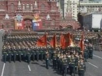 Rusia sărbătoreşte 65 de ani de la victoria asupra nazismului. Regele Mihai, invitatul oficial al României