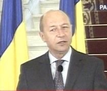 Traian Băsescu îşi virează salariul într-un fond de solidaritate (VIDEO)
