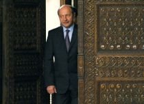 Băsescu şi-a trimis un consilier să discute cu pensionarii. Şeful statului va vorbi cu ei în altă zi 