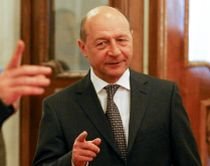 Băsescu: Intenţia este să menţinem reducerea cu 15% a pensiilor până la sfârşitul anului (VIDEO)