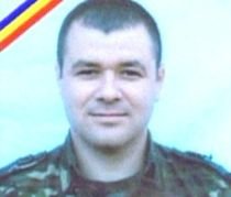 Trupul militarului român mort în Afganistan a fost repatriat