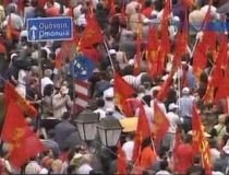 Aproape 10.000 de greci au protestat împotriva măsurilor de austeritate (VIDEO)