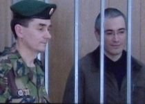 Mihail Hodorkovsky ar putea sta încă 22 de ani la închisoare, după ce a petrecut aproape nouă ani după gratii (VIDEO)