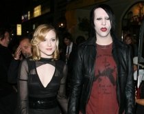 Marilyn Manson va juca alături de logodnica sa, Evan Rachel Wood, în filmul horror "Splatter Sisters"