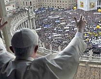 Italienii cer Bisericii să lase preoţii să se însoare
