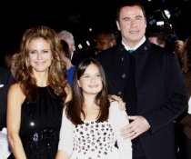 John Travolta va fi din nou tată, la un an jumătate de la moartea fiului său