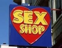 Vânzările sex shop-urilor bucureştene au scăzut cu 50% anul acesta, faţă de 2009