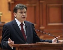 PSD, avertizat de Antonescu: Parlamentarii se vor eschiva să susţină o moţiune de cenzură stângistă (VIDEO)