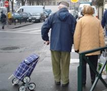  Franţa. Proteste faţă de ridicarea vârstei de pensionare la 60 de ani