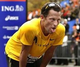 Lance Armstrong trece peste accidentarea din California şi va participa la Turul Luxemburgului