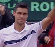 Hănescu, eliminat de Djokovic de la Roland Garros