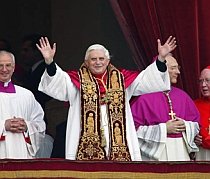Amantele preoţilor italieni cer Papei abolirea celibatului
