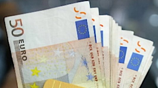 Secretariatul General al Guvernului cheltuieşte 60 de milioane de euro în plină criză