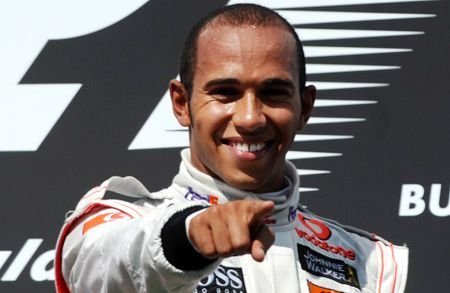 Hamilton câştigă MP al Canadei şi conduce clasamentul piloţilor în Formula 1