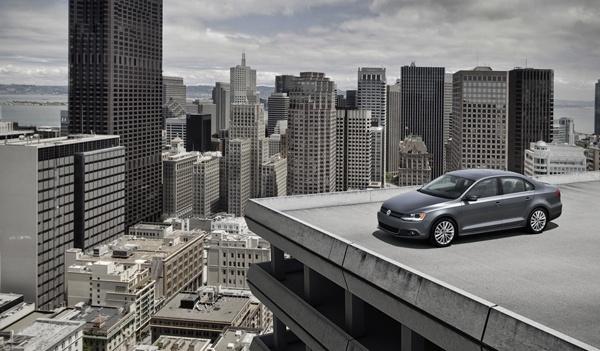 Noul Volkswagen Jetta, prezentat oficial în piaţa Times Square din New York (FOTO) 79970