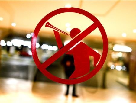 Mall-urile din Africa de Sud interzic folosirea vuvuzelelor în incintă