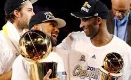 L.A. Lakers a câştigat al doilea titlu NBA consecutiv, după o finală tensionată cu Boston Celtics