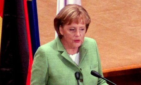 Angela Merkel: La G20, Europa va cere retragerea programelor de stimulare fiscală  