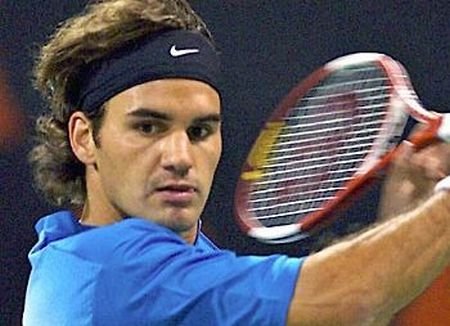 Federer, la un game de eliminare din primul tur de la Wimbledon