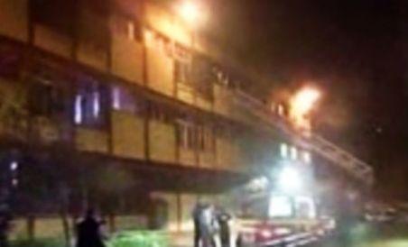 Incendiu la un centru de plasament din Capitală: Doi copii au ajuns la spital (VIDEO)