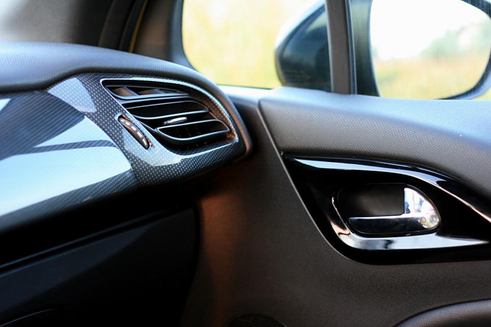 Test drive Antena3.ro. Citroen DS3, maşina care te scoate din anonimat (FOTO) 80012