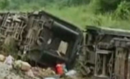 Grav accident feroviar în Congo: Cel puţin 76 de morţi şi sute de răniţi (VIDEO)

