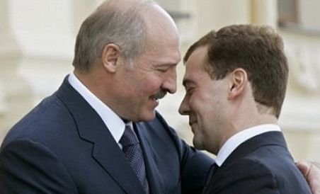 Lukaşenko se înţelege cu Medvedev, dar nu şi cu  Putin