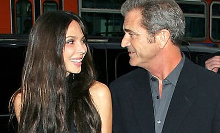 Mel Gibson, acuzat de fosta iubită: M-a lovit şi mi-a scos doi dinţi (VIDEO)

