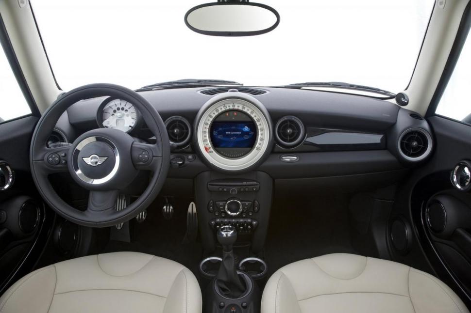 MINI dezvăluie facelift-ul modelelor Cooper, Coper Convertible şi Clubman. Toate versiunile dispun de noi motoare (FOTO) 80072