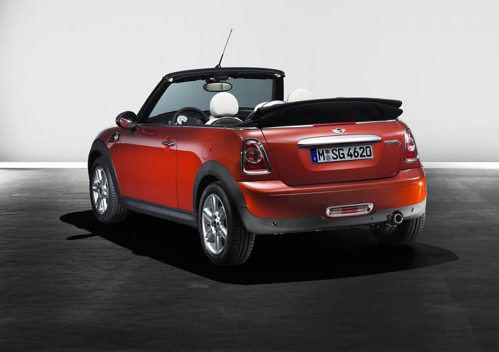 MINI dezvăluie facelift-ul modelelor Cooper, Coper Convertible şi Clubman. Toate versiunile dispun de noi motoare (FOTO) 80081
