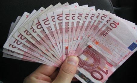 Rezervele valutare ale BNR au scăzut în iunie la 31,6 miliarde de euro