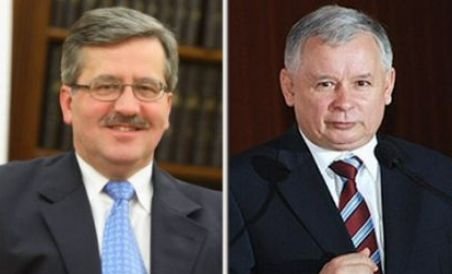 Polonezii îşi aleg preşedintele. Jaroslaw Kaczynski şi Bronislaw Komorowski, la egalitate în sondaje (VIDEO)